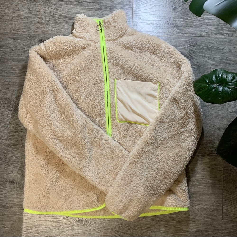 Sherpa teddy jacket zip up with neon green detail
